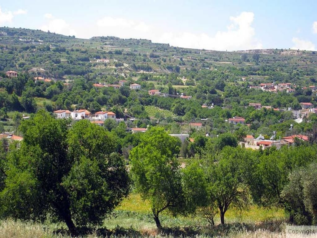 Land in Letymvou - Image 2