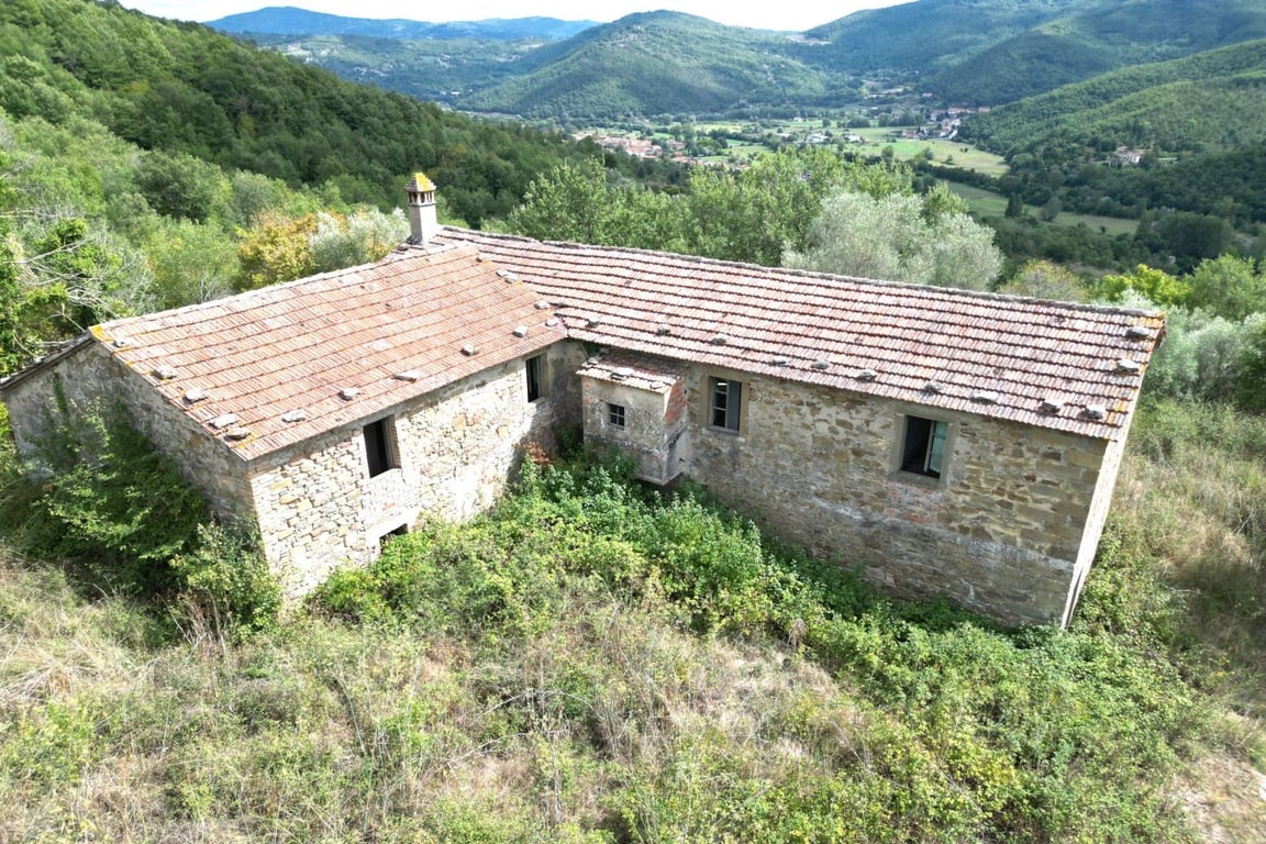 House in Cortona - Image 3