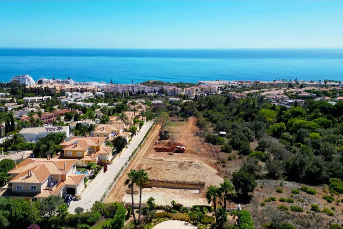 Land in Faro
