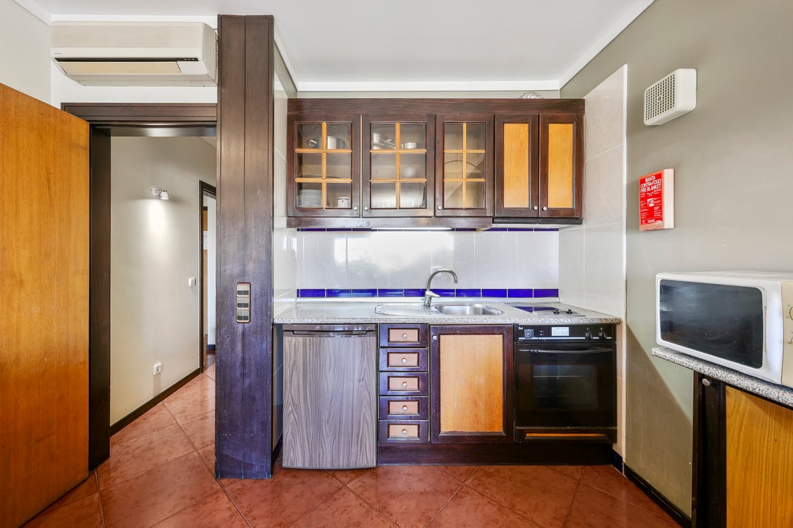 Apartment in Oura - Image 3