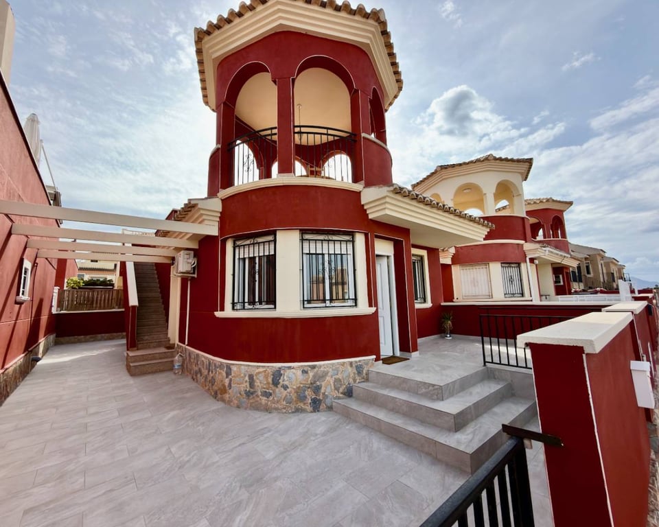Apartment in Daya Nueva