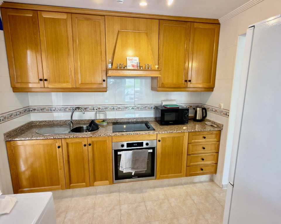 Apartment in Daya Nueva - Image 3