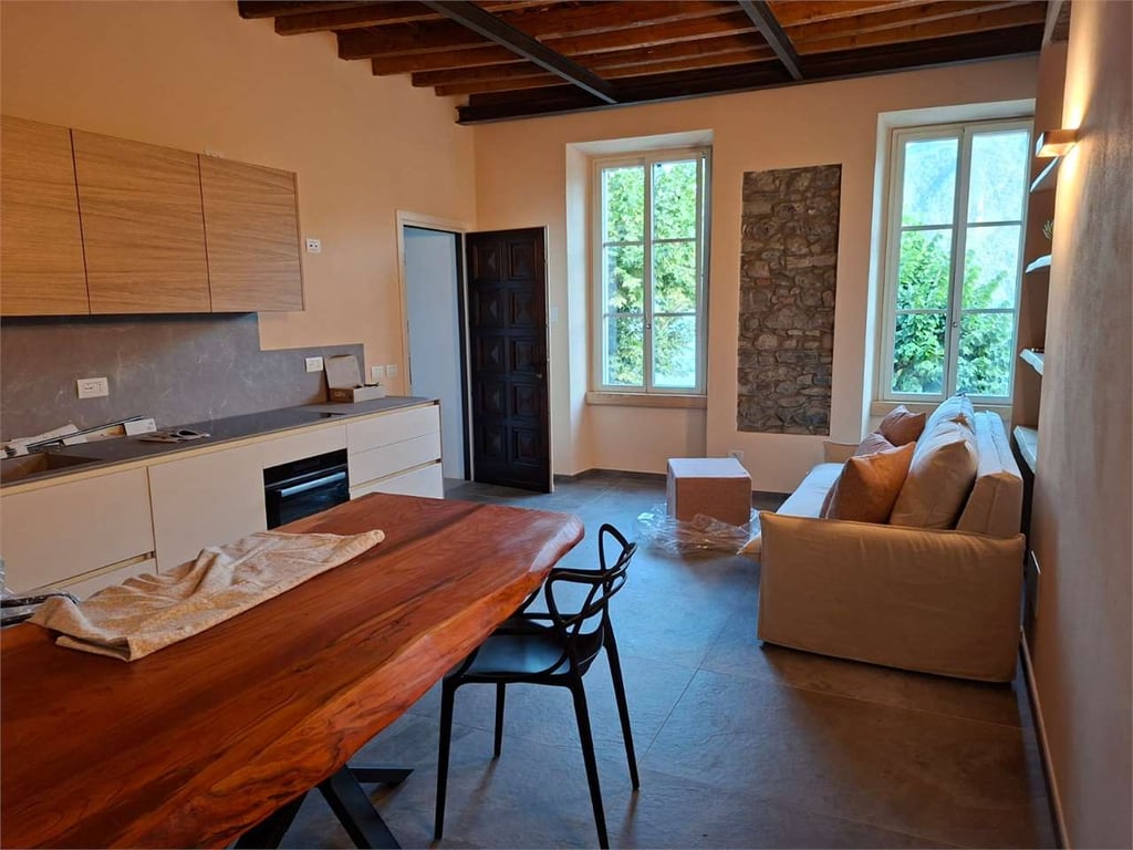House in Tremezzina - Image 2