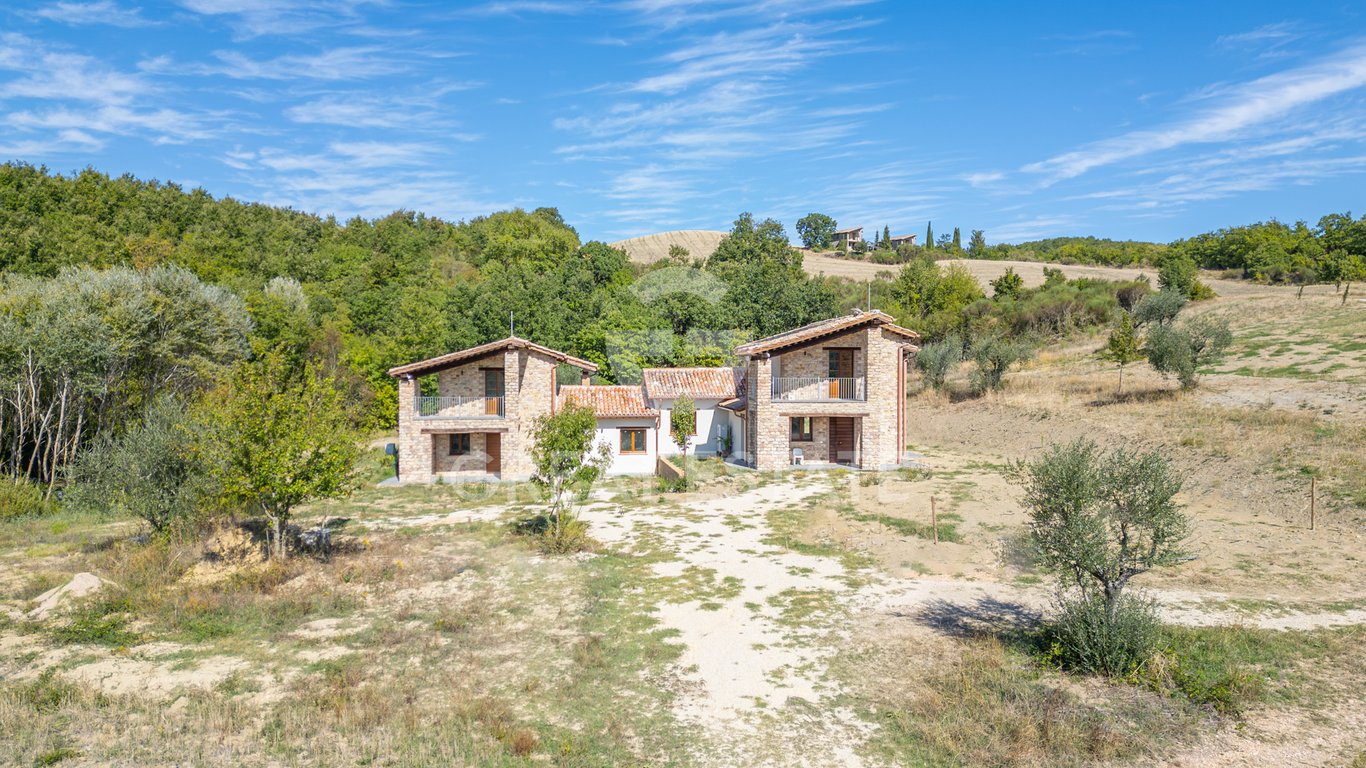 House in San Venanzo - Image 2