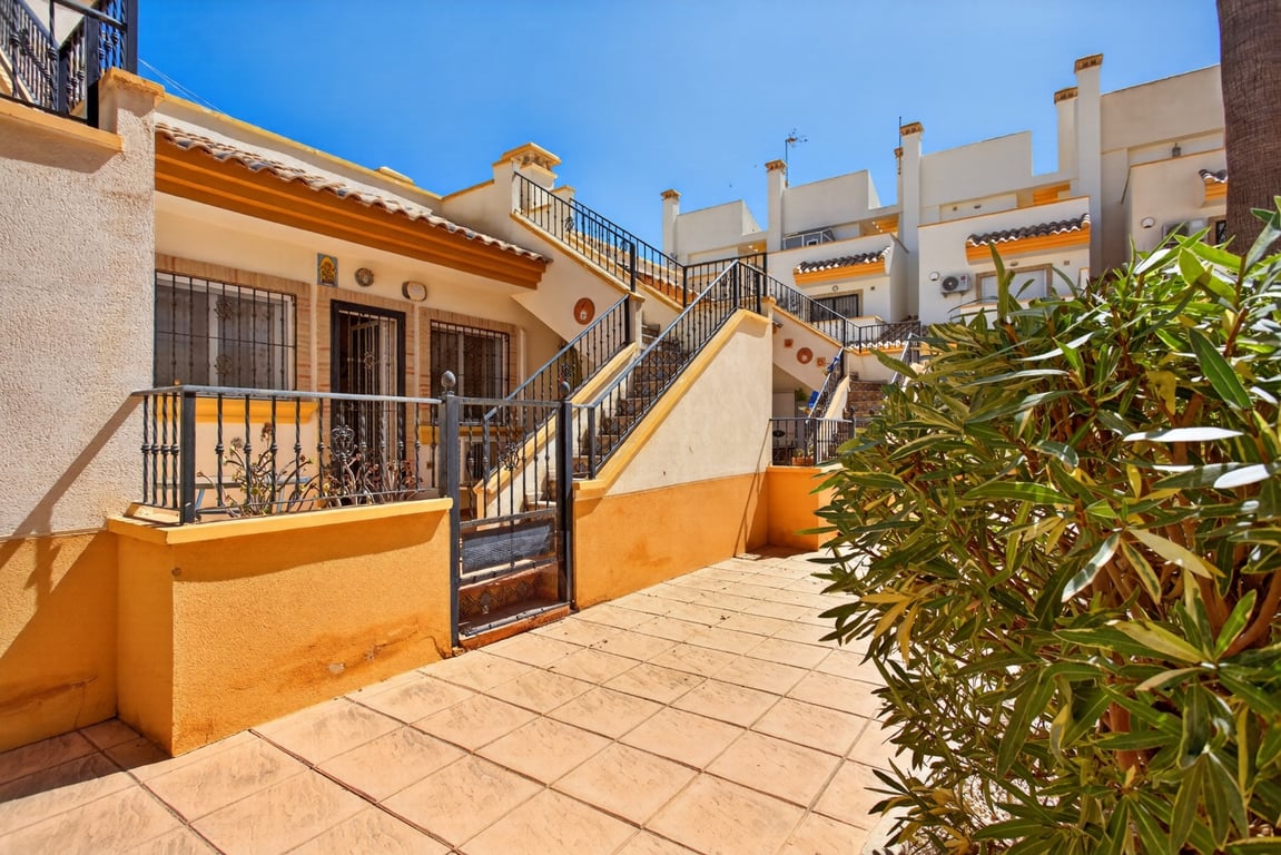 Villa in Villamartin
