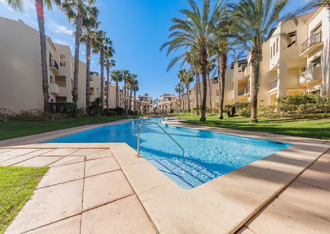 Apartment in Roda - Image 2