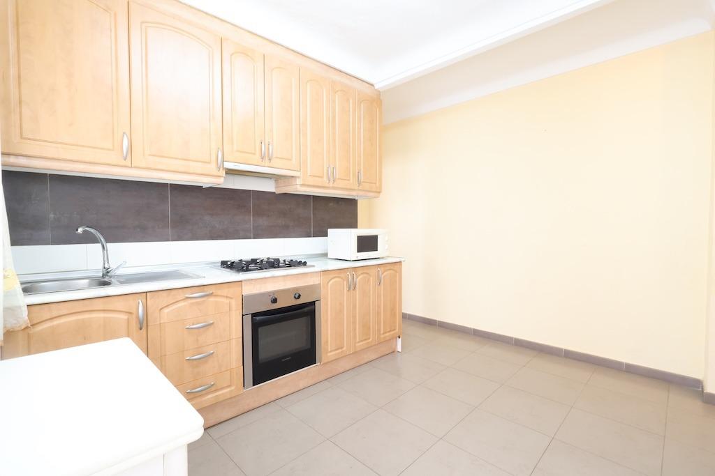 Apartment in Torrevieja - Image 2