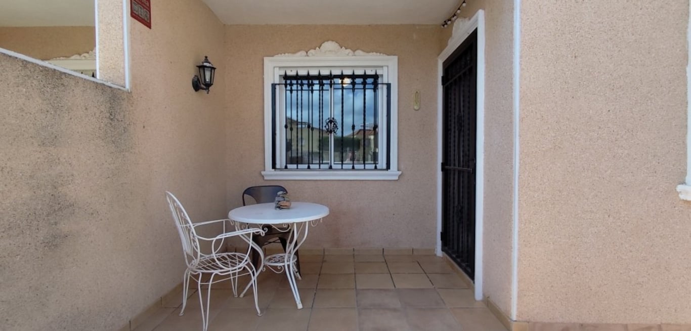 House in La Zenia - Image 3