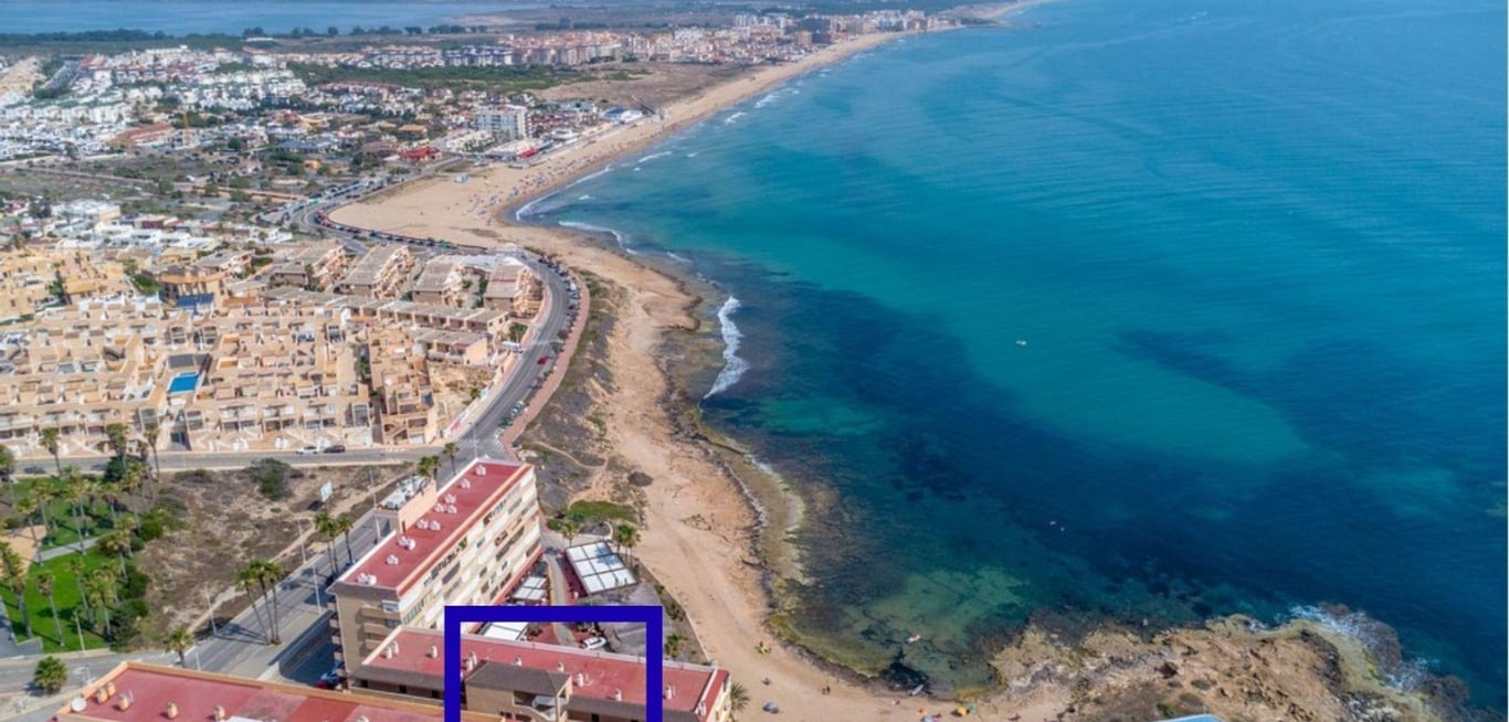 Apartment in Torrelamata - Image 2