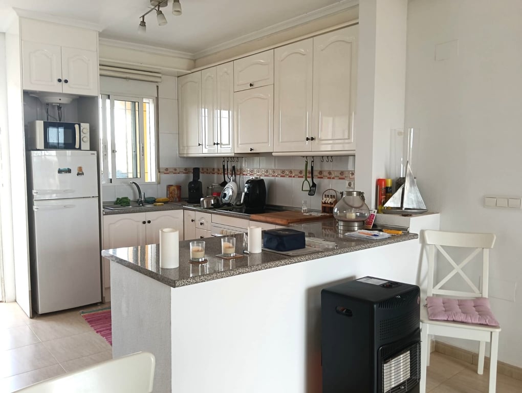 Apartment in Los Montesinos - Image 3