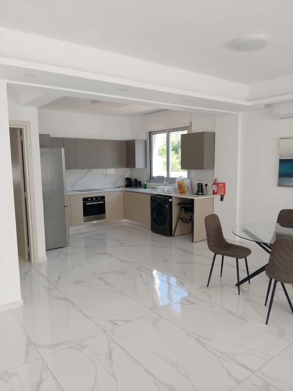 Villa in Agia Trias - Image 3