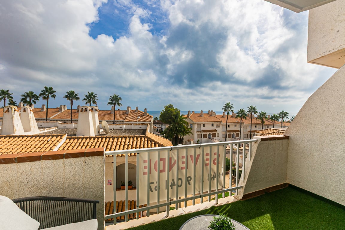 Apartment in Dehesa de Campoamor - Image 3