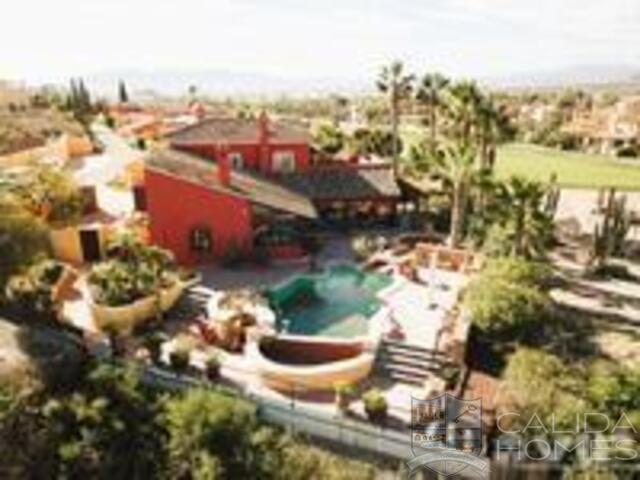 Villa in Jucaini - Image 2