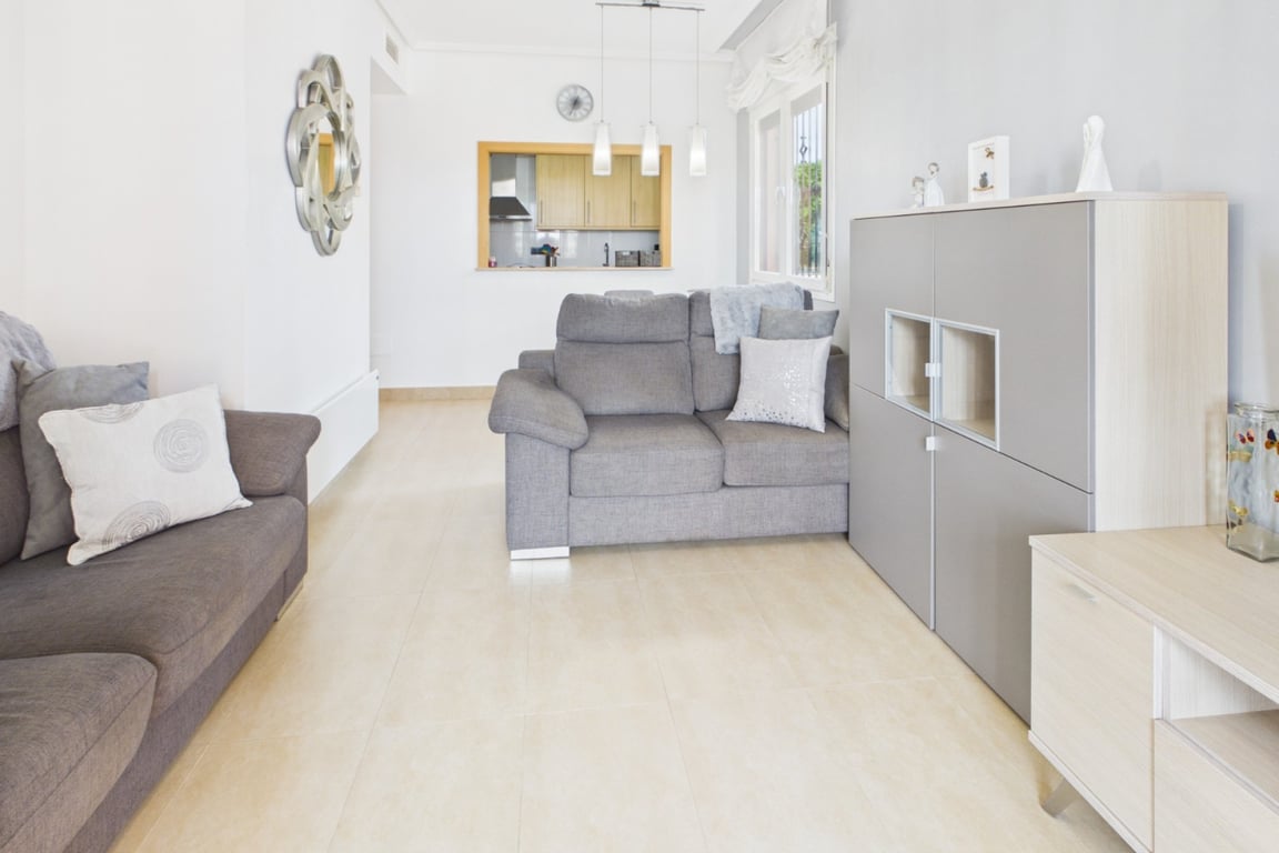 Apartment in Los Alcazares - Image 3