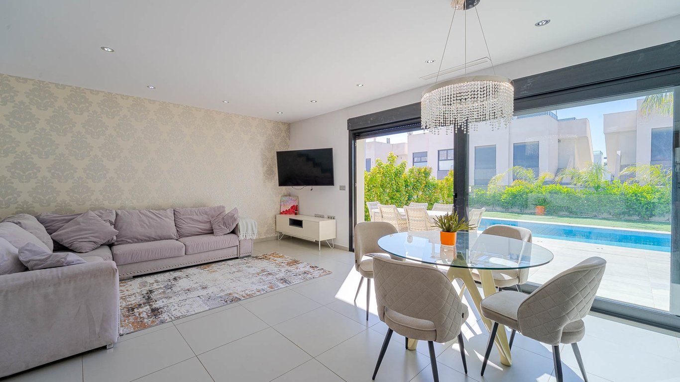 Villa in Ciudad Quesada - Image 3