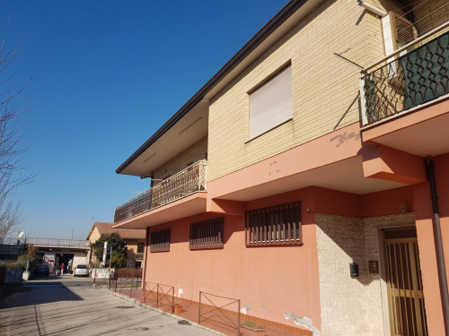Apartment in Arce - Image 3