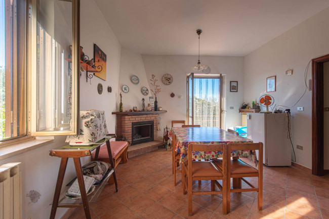 House in Arce - Image 2