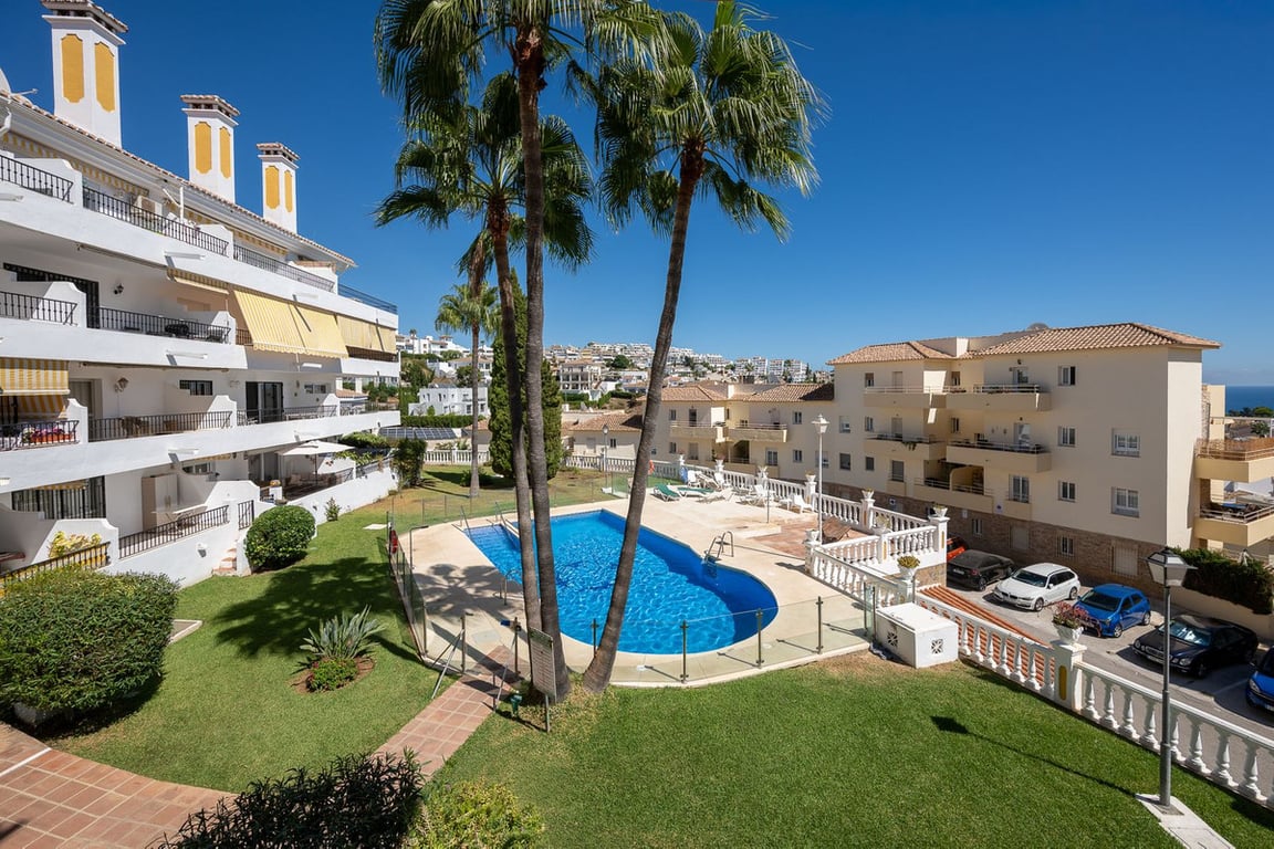 Apartment in Riviera del Sol - Image 3