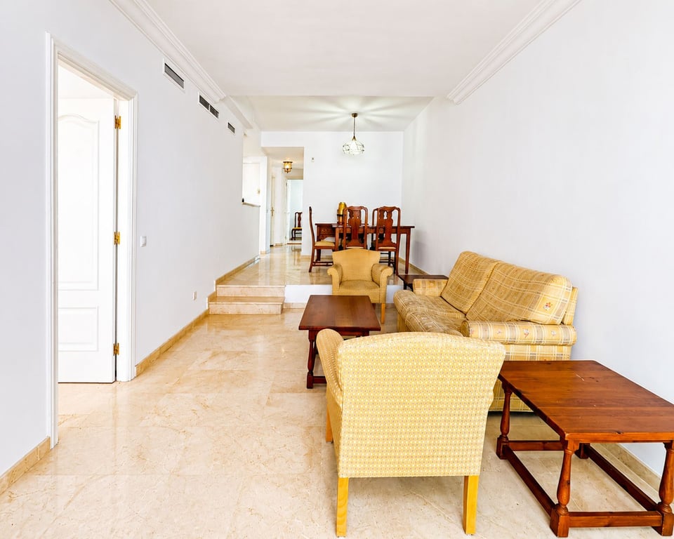 Apartment in Artola - Image 3