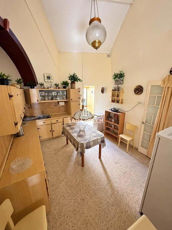 House in Iz-Zurrieq - Image 3