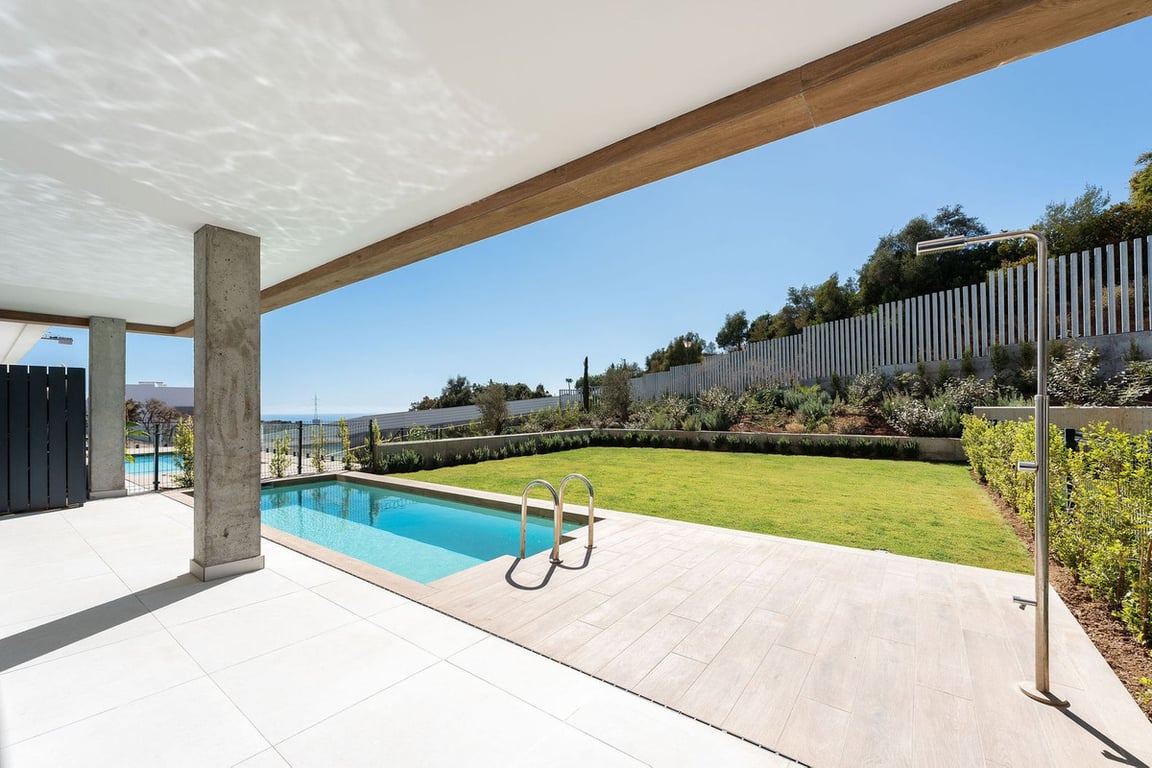 Apartment in Marbella - Image 2