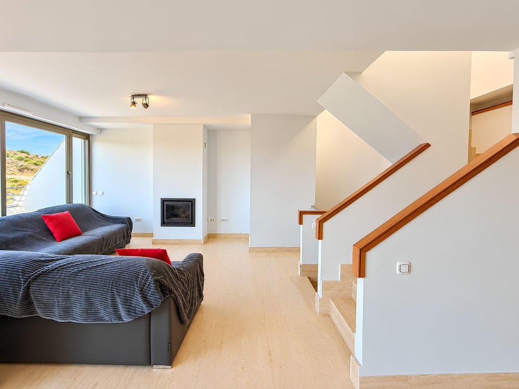 Apartment in La Cala De Mijas - Image 2