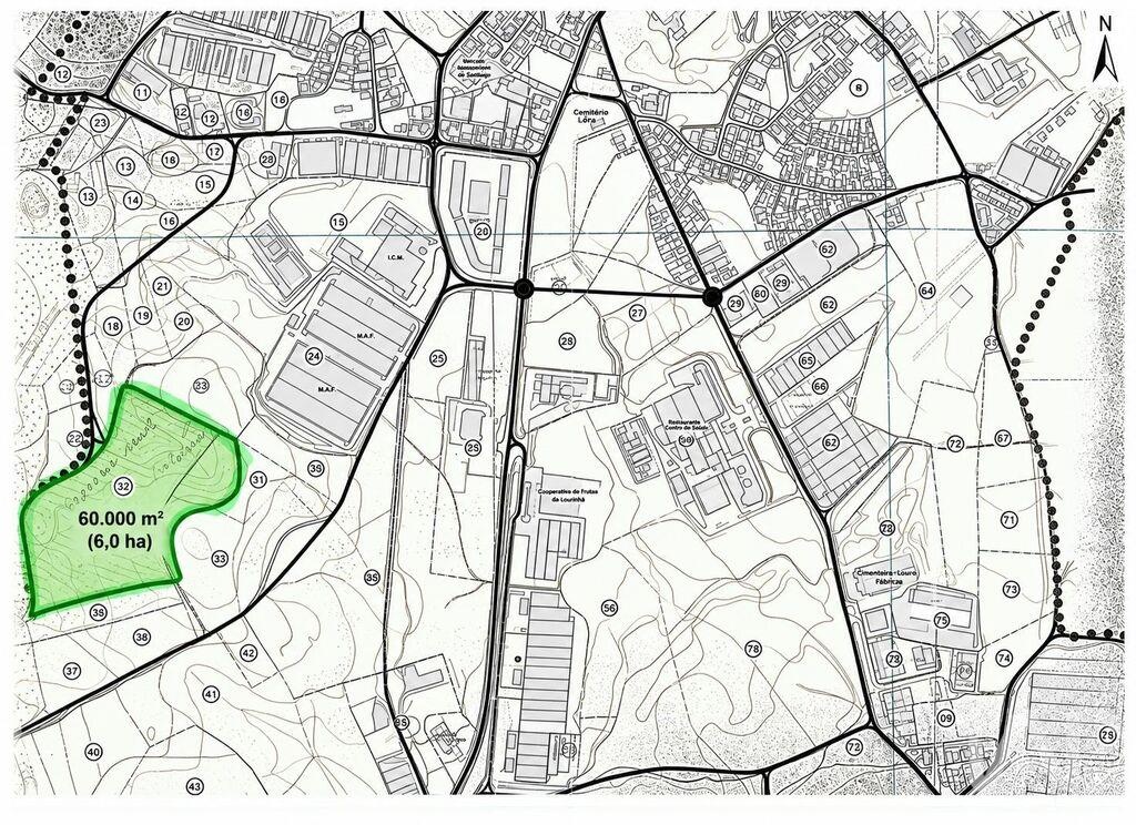 Land in Vilarinho das Cambas - Image 3