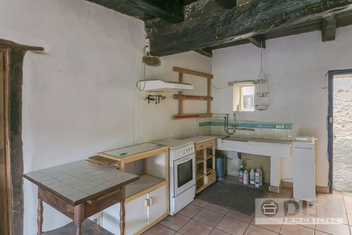 House in Penne - Image 3