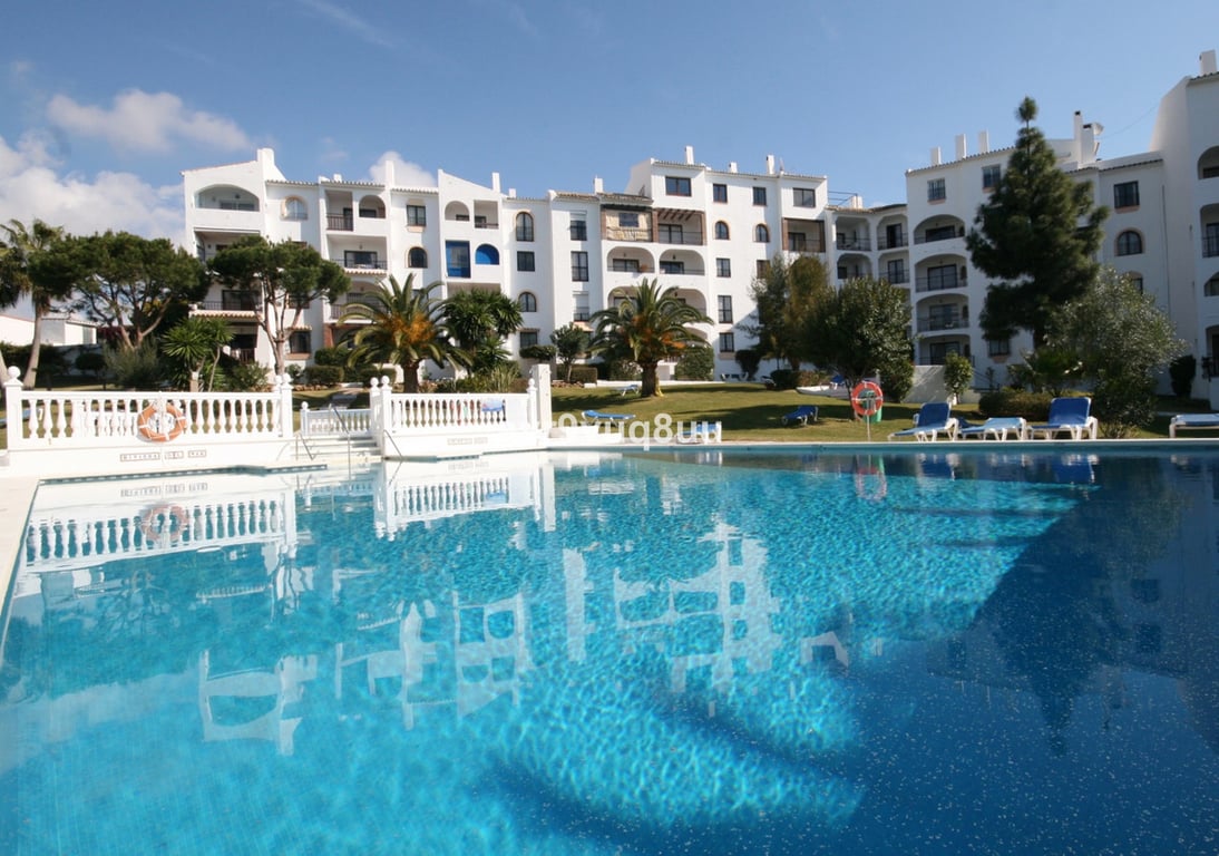 Apartment in Riviera del Sol - Image 2