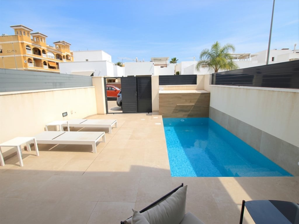 Villa in Benijofar - Image 2