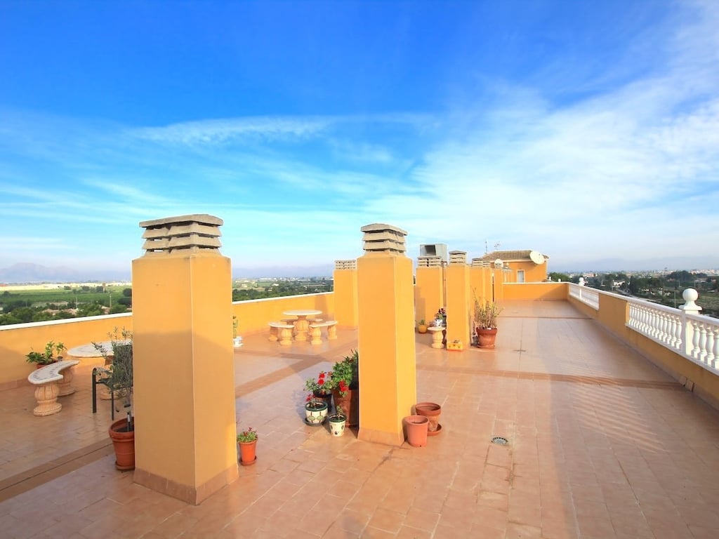 Apartment in Formentera de Segura - Image 3