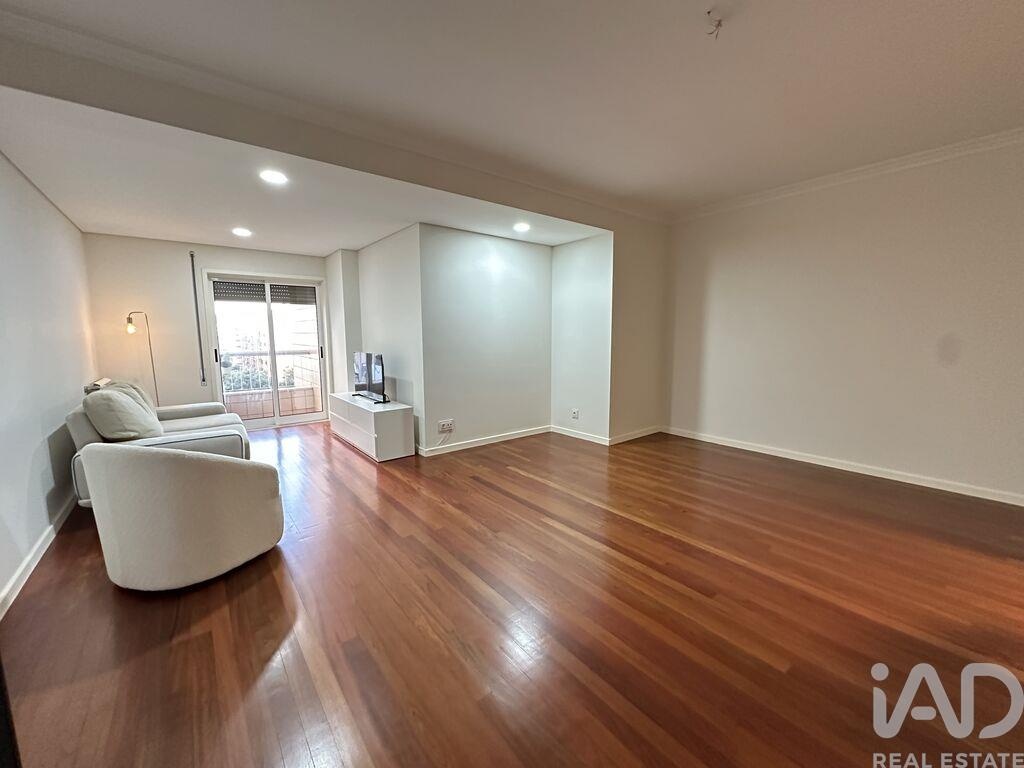 Apartment in Braga - Image 3