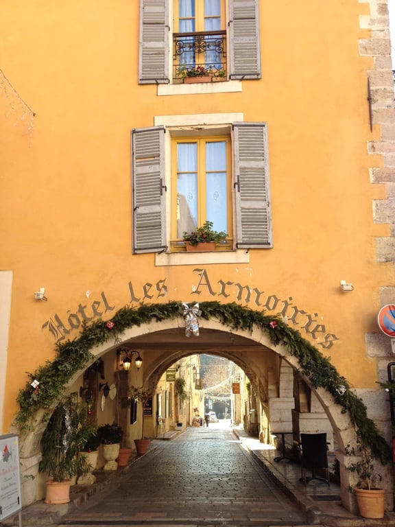 Apartment in Valbonne
