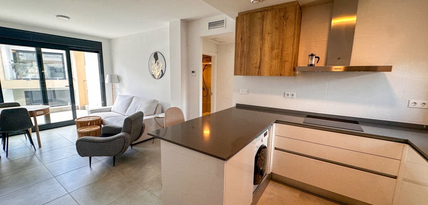 House in Villamartin - Image 3