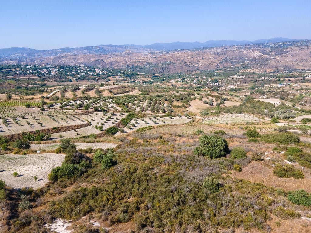 Land in Theletra - Image 3