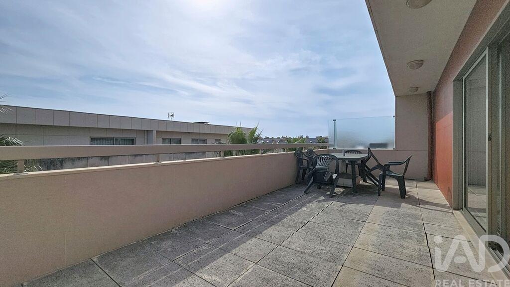 Apartment in Esmoriz - Image 2