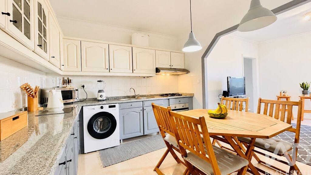 Apartment in Viana do Castelo - Image 3