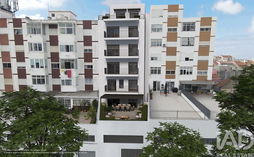 Apartment in Laranjeira - Image 3