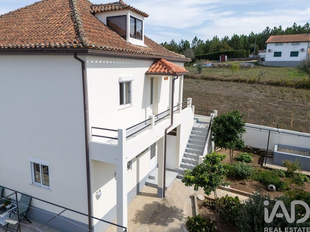 House in Mouronho - Image 3