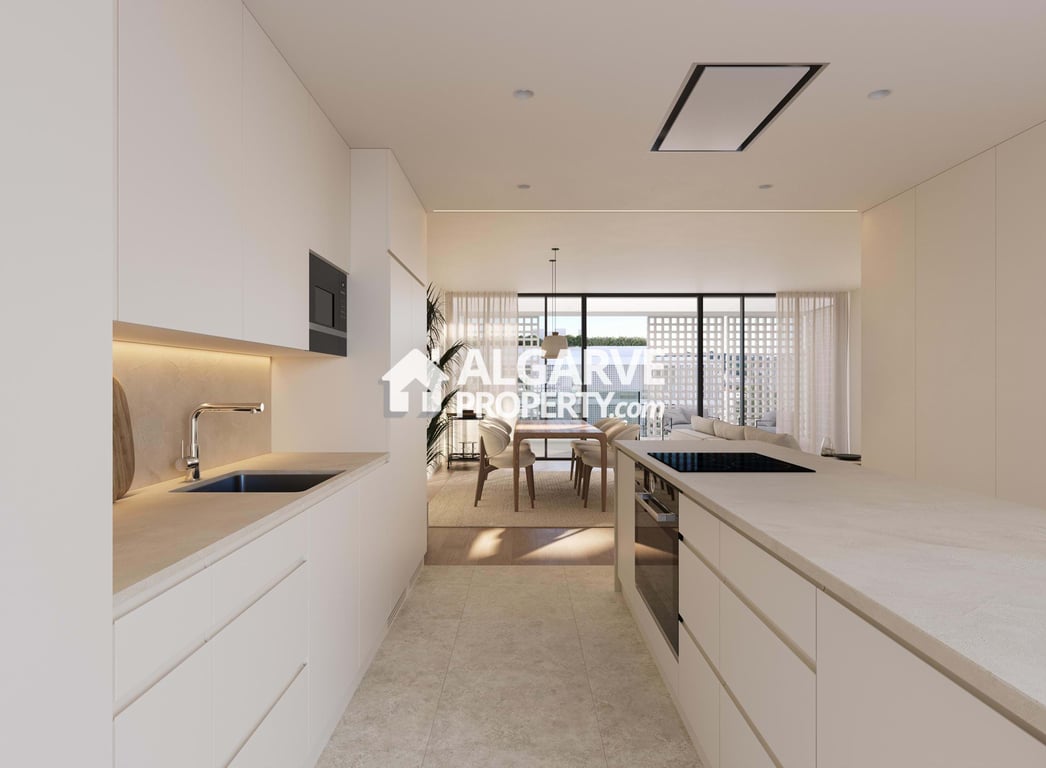 Apartment in Quarteira - Image 3