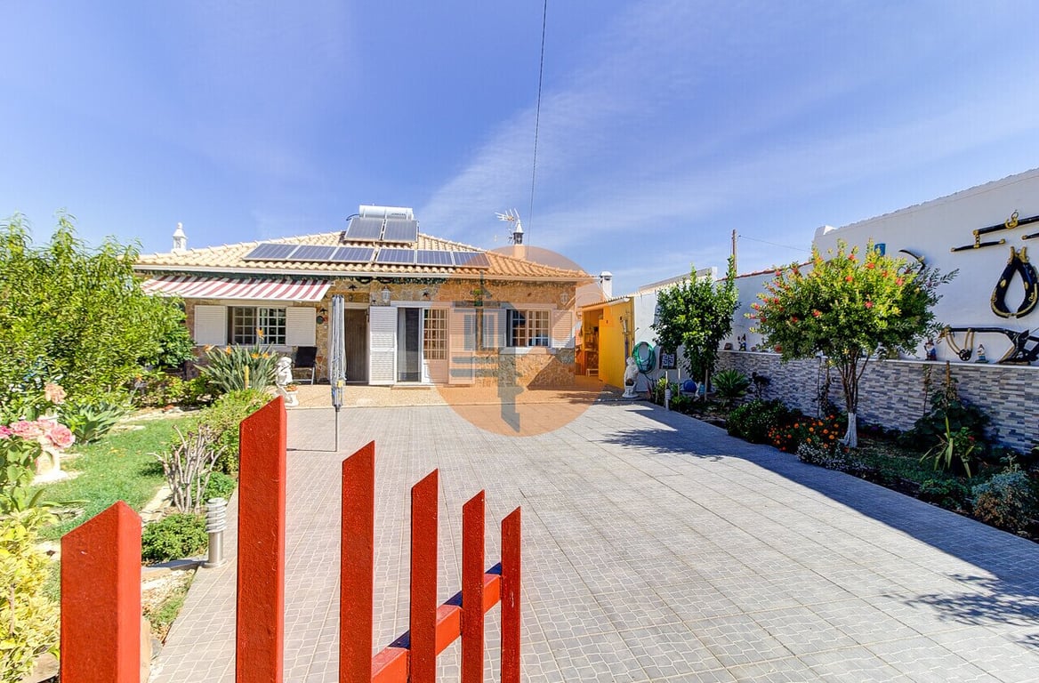 Villa in Vaqueiros