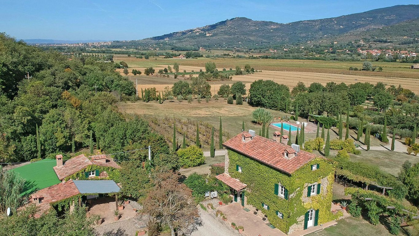 House in Cortona - Image 3