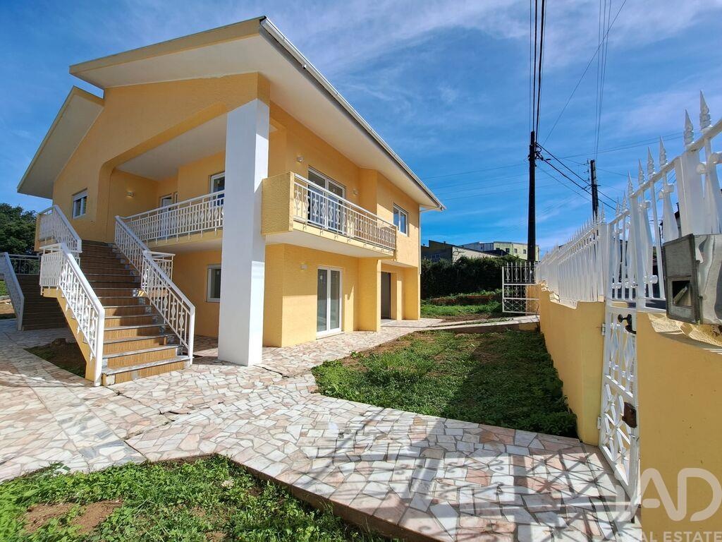 House in Santa Maria de Lamas
