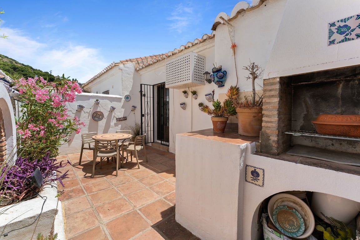 House in Mijas Costa - Image 3