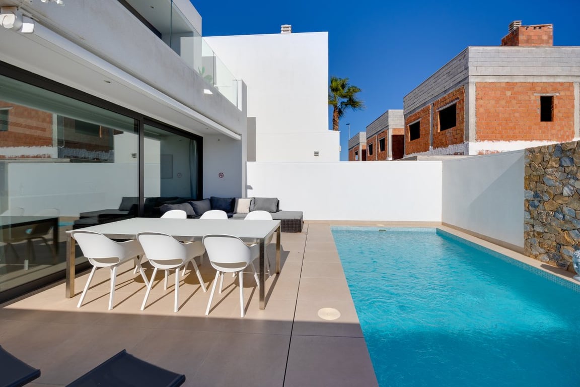 Villa in Santiago de la Ribera - Image 5