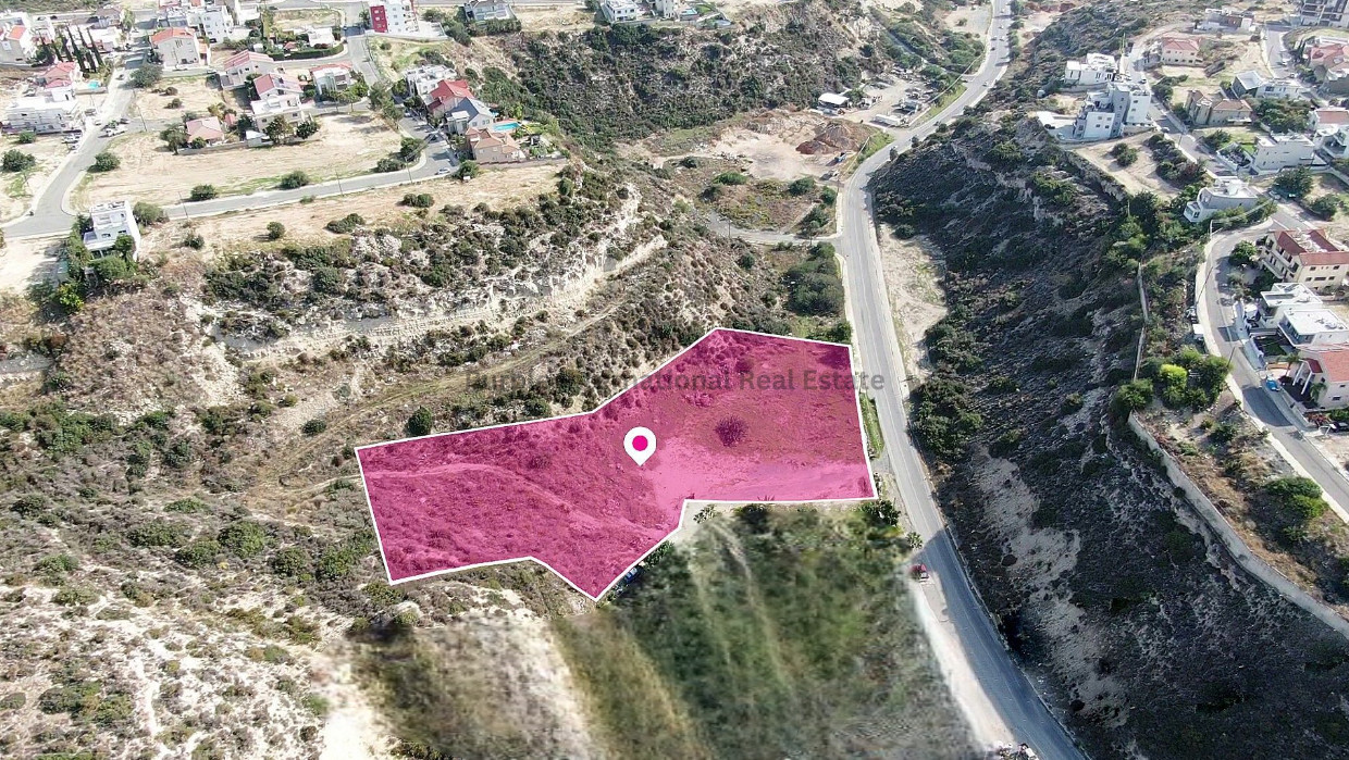 Land in Agia Fylaxis - Image 3