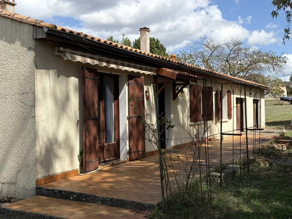 House in Vitrac-Saint-Vincent