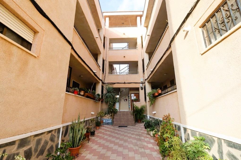 Apartment in El Chaparral - Image 2