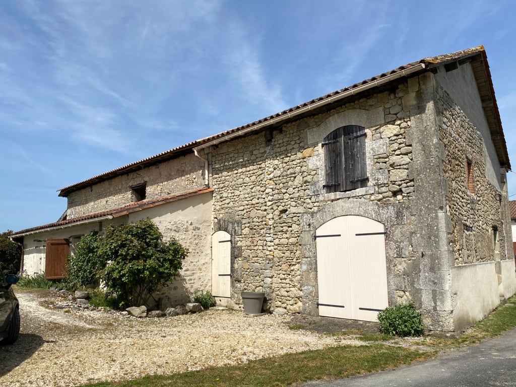 House in Sauvignac - Image 2
