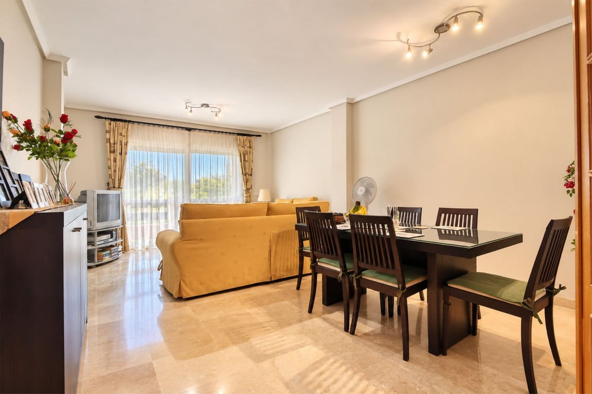 Apartment in Cabopino - Image 2